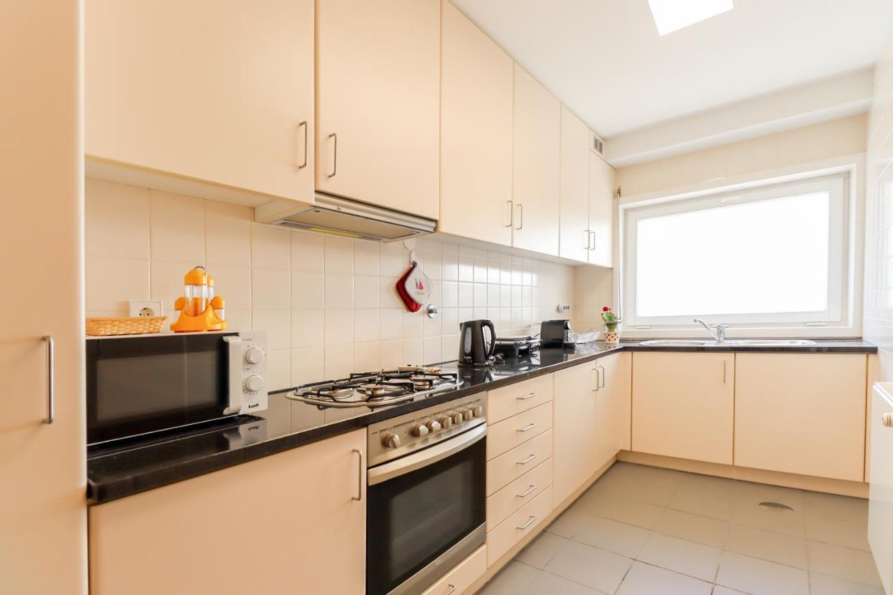Sweet Living Viana - City Centre Apartment With Garage Виана до Кастело Екстериор снимка