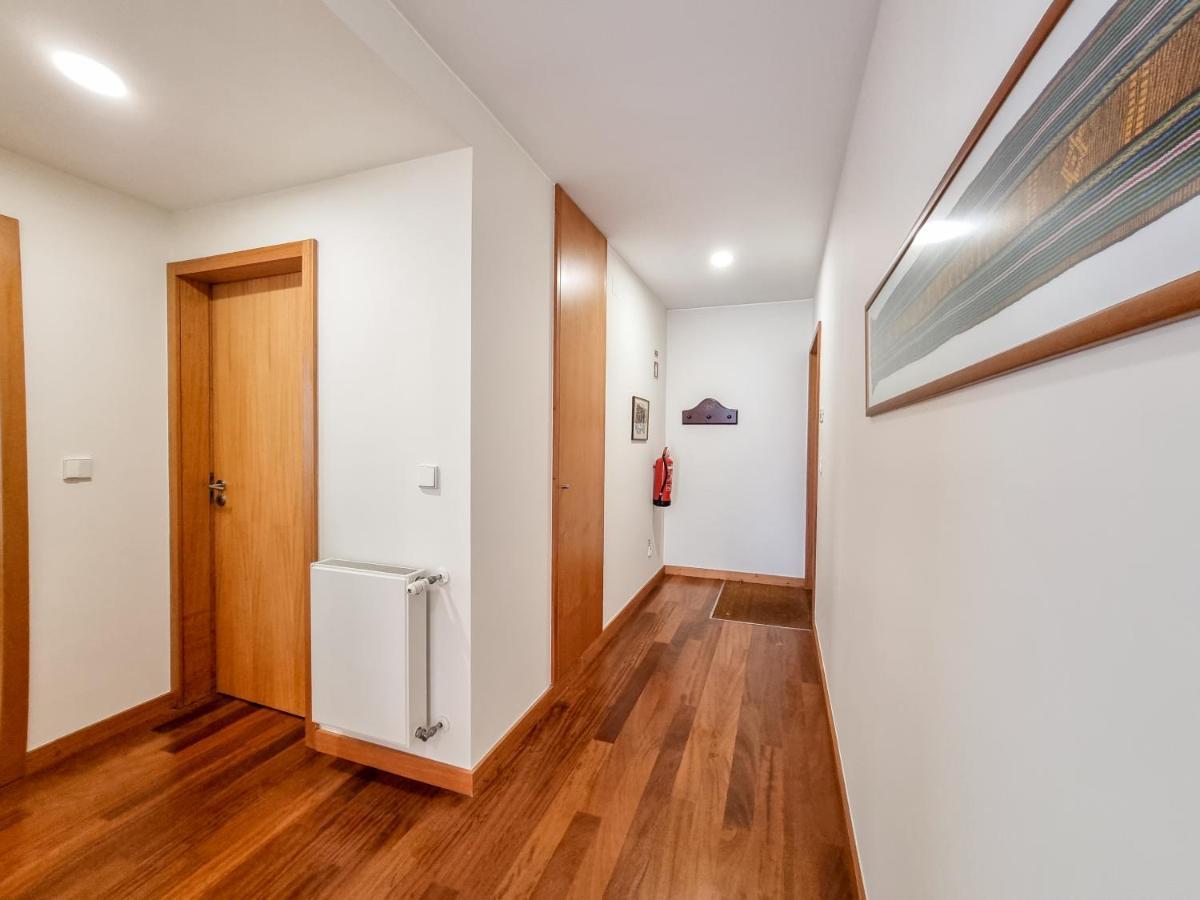 Sweet Living Viana - City Centre Apartment With Garage Виана до Кастело Екстериор снимка