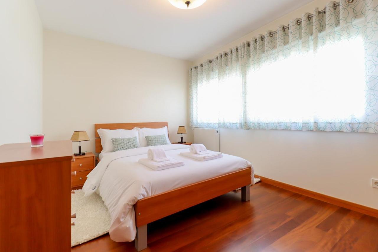 Sweet Living Viana - City Centre Apartment With Garage Виана до Кастело Екстериор снимка